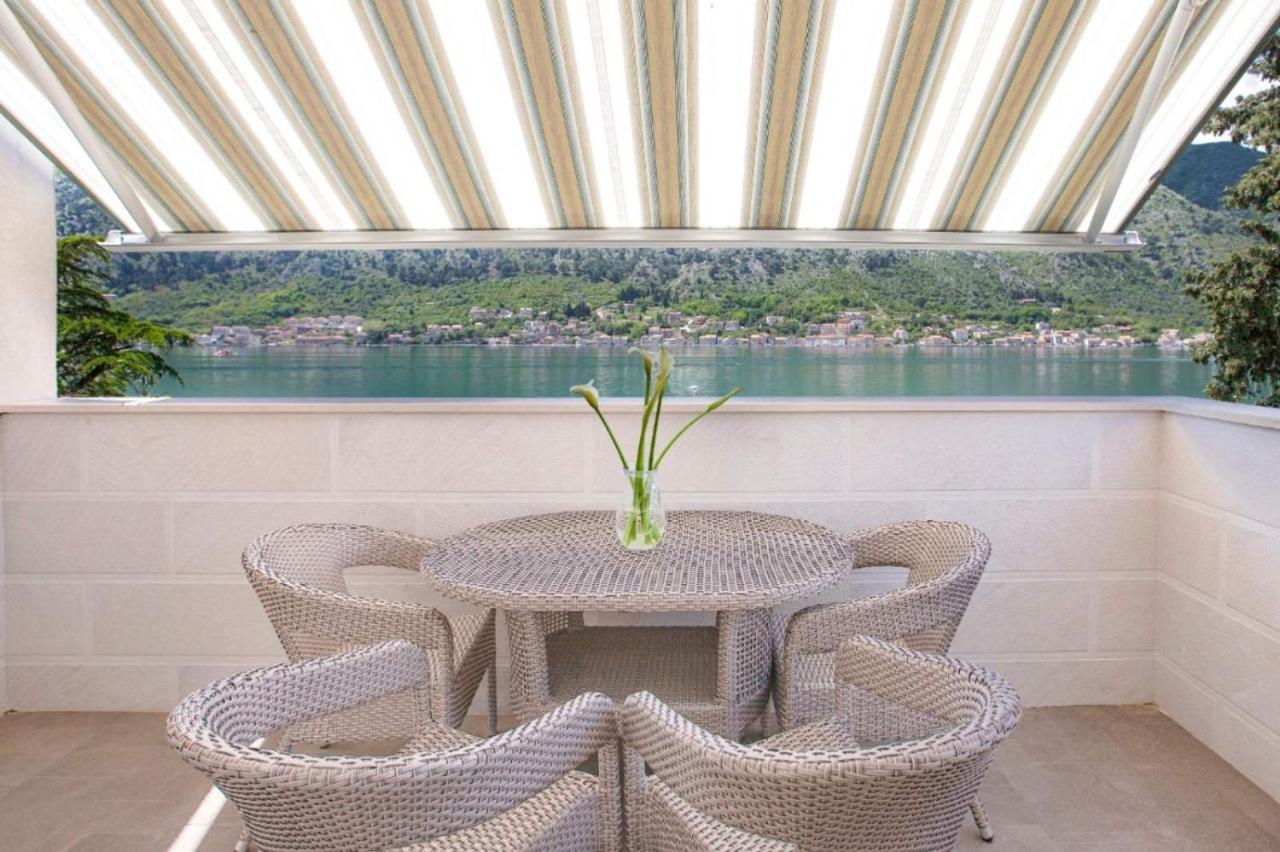 Otasevic Family Sea View Apartment Kotor Bagian luar foto